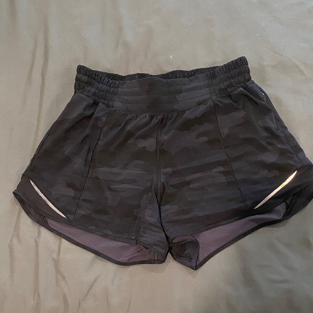 Lululemon Hotty Hot High Rise Shorts